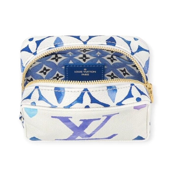 ⭐️Pending Sale⭐️NIB Giftable Louis Vuitton By The Pool Wapity Bag - Picture 5 of 7